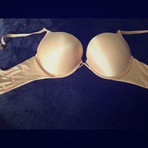 Bombshell victoria secret bra .